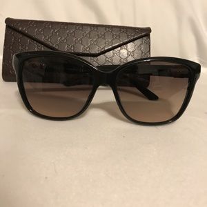Gucci Cat eye sunglasses